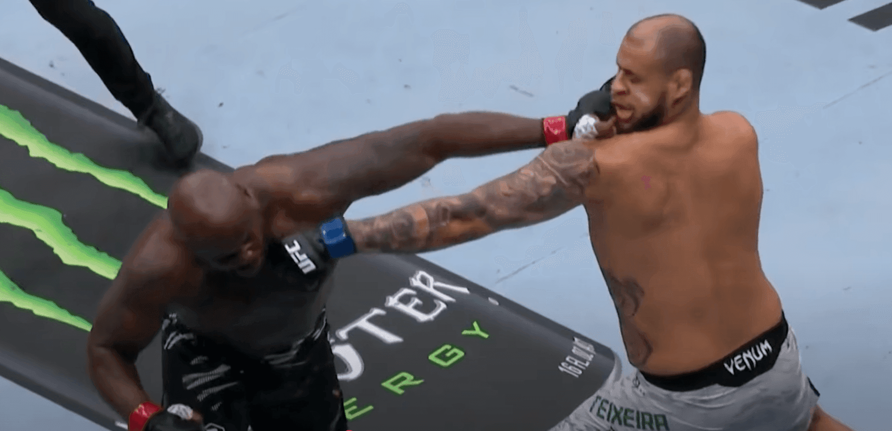 UFC Fight Night в Нэшвилле: Деррик Льюис уничтожает Тейшейру за 35 секунд